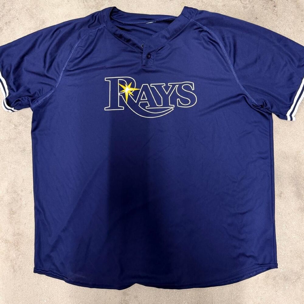 Mlb Men's Navy and Blue T-shirt